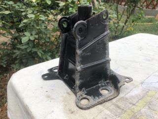 bontott AUDI A3 Jobb első Ütközéscsillapító