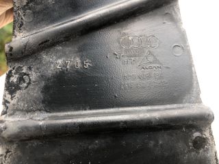 bontott AUDI A3 Jobb első Ütközéscsillapító