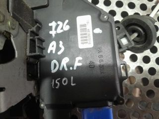 bontott AUDI A3 Jobb első Zsanér