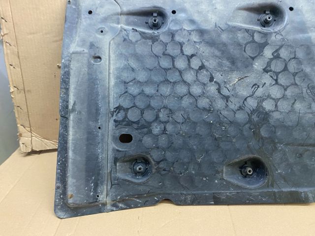 bontott AUDI A3 Jobb Fenéklemez