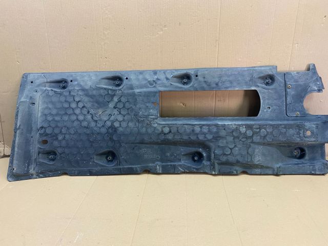 bontott AUDI A3 Jobb Fenéklemez