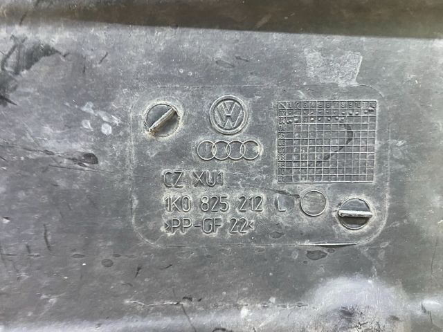 bontott AUDI A3 Jobb Fenéklemez