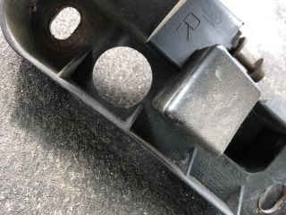 bontott AUDI A3 Jobb Fényszóró Tartó