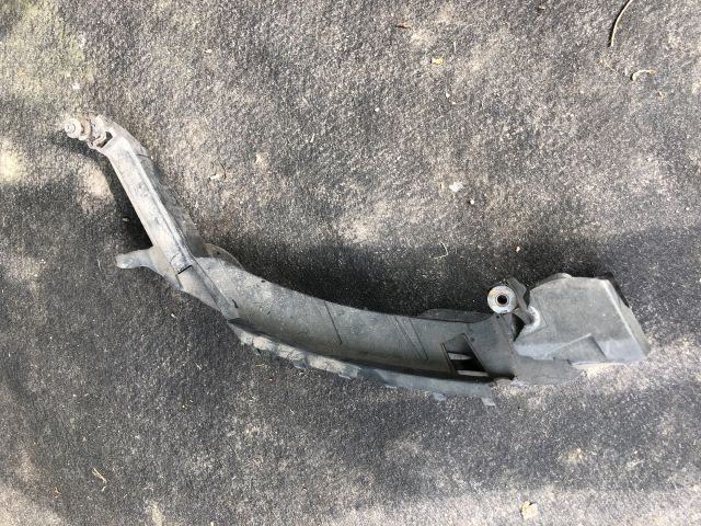 bontott AUDI A3 Jobb Fényszóró Tartó