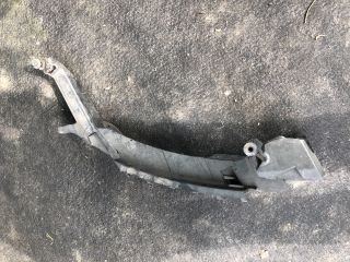 bontott AUDI A3 Jobb Fényszóró Tartó