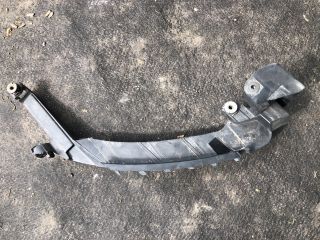 bontott AUDI A3 Jobb Fényszóró Tartó