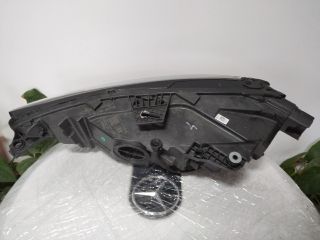 bontott AUDI A3 Jobb Fényszóró