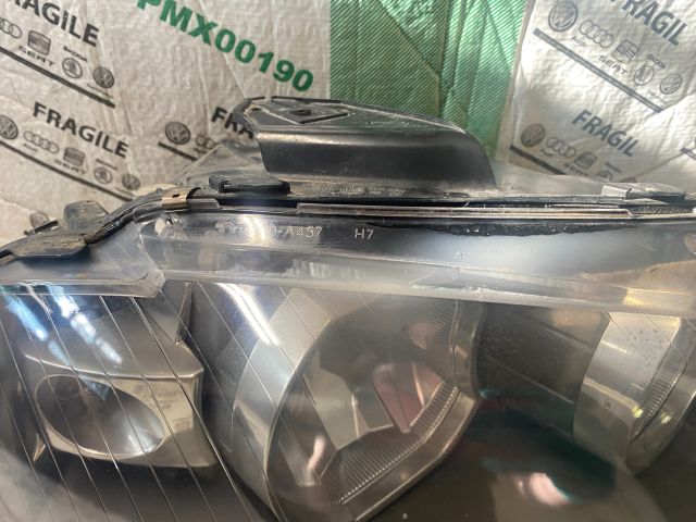 bontott AUDI A3 Jobb Fényszóró