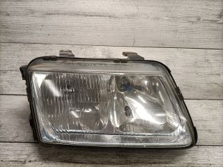 bontott AUDI A3 Jobb Fényszóró