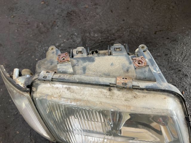 bontott AUDI A3 Jobb Fényszóró