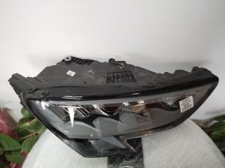 bontott AUDI A3 Jobb Fényszóró