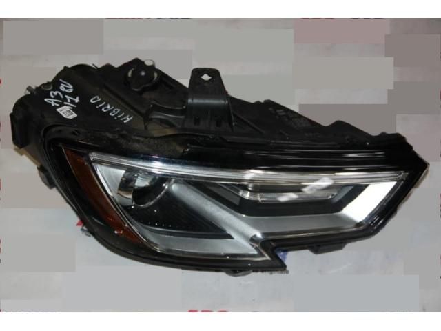 bontott AUDI A3 Jobb Fényszóró