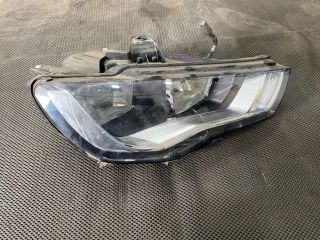 bontott AUDI A3 Jobb Fényszóró