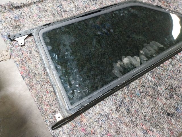 bontott AUDI A3 Jobb hátsó Ablak