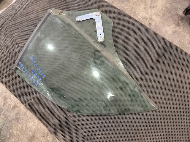 bontott AUDI A3 Jobb hátsó Ablak