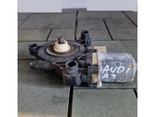 bontott AUDI A3 Jobb hátsó Ablakemelő Motor