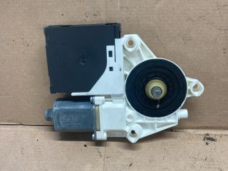 bontott AUDI A3 Jobb hátsó Ablakemelő Motor