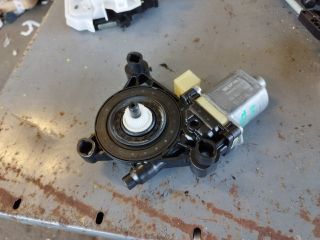 bontott AUDI A3 Jobb hátsó Ablakemelő Motor