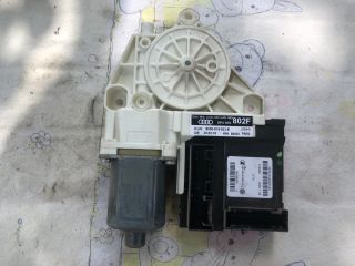 bontott AUDI A3 Jobb hátsó Ablakemelő Motor