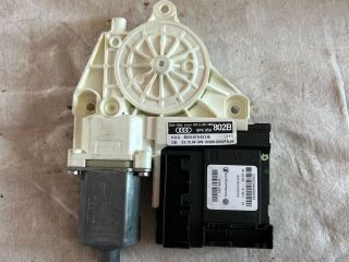 bontott AUDI A3 Jobb hátsó Ablakemelő Motor