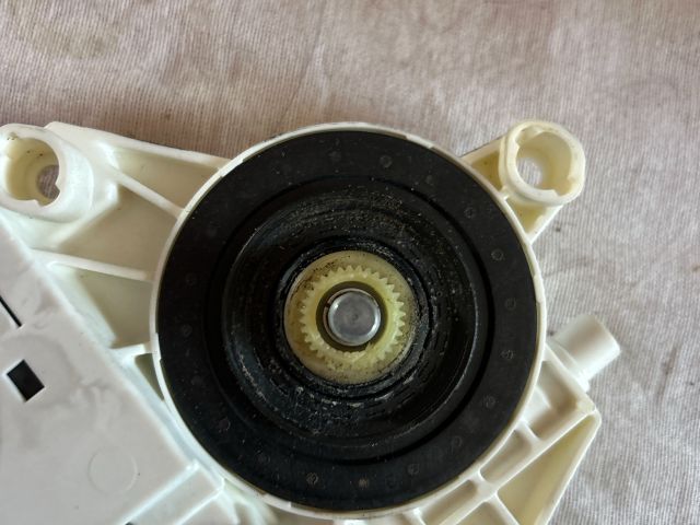 bontott AUDI A3 Jobb hátsó Ablakemelő Motor