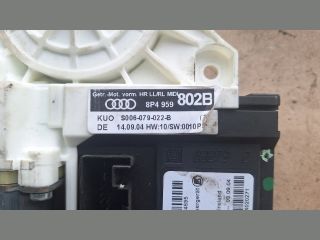 bontott AUDI A3 Jobb hátsó Ablakemelő Motor