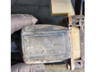 bontott AUDI A3 Jobb hátsó Ablakemelő Motor