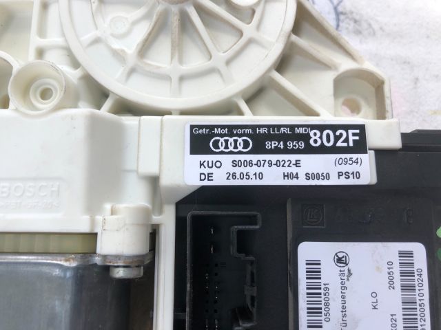 bontott AUDI A3 Jobb hátsó Ablakemelő Motor