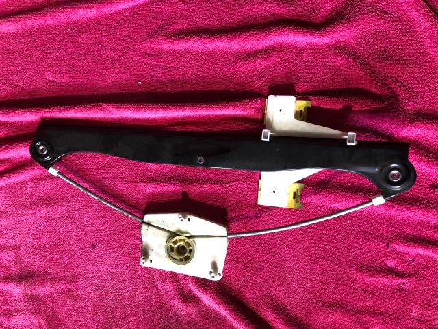 bontott AUDI A3 Jobb hátsó Ablakemelő Szerkezet (Elektromos)