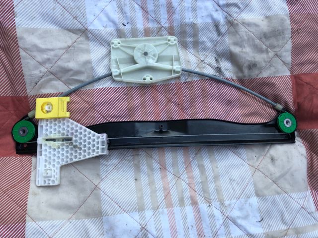 bontott AUDI A3 Jobb hátsó Ablakemelő Szerkezet (Elektromos)