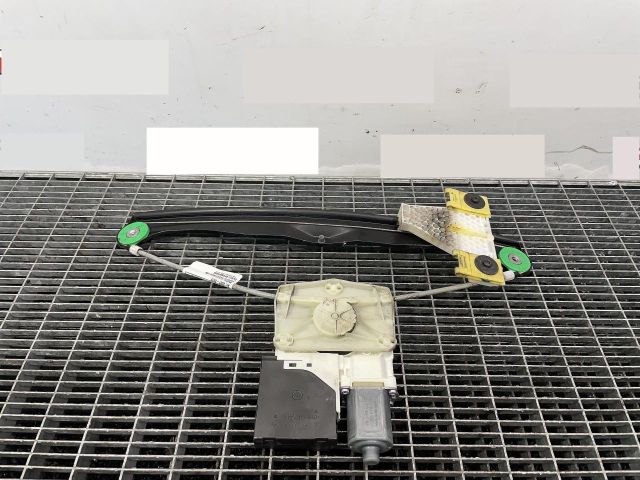 bontott AUDI A3 Jobb hátsó Ablakemelő Szerkezet (Elektromos)
