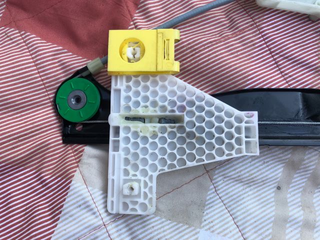 bontott AUDI A3 Jobb hátsó Ablakemelő Szerkezet (Elektromos)