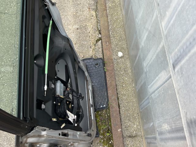 bontott AUDI A3 Jobb hátsó Ajtó (Részeivel)