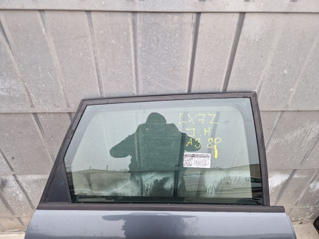 bontott AUDI A3 Jobb hátsó Ajtó (Részeivel)