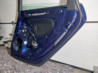 bontott AUDI A3 Jobb hátsó Ajtó (Részeivel)