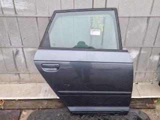 bontott AUDI A3 Jobb hátsó Ajtó (Részeivel)