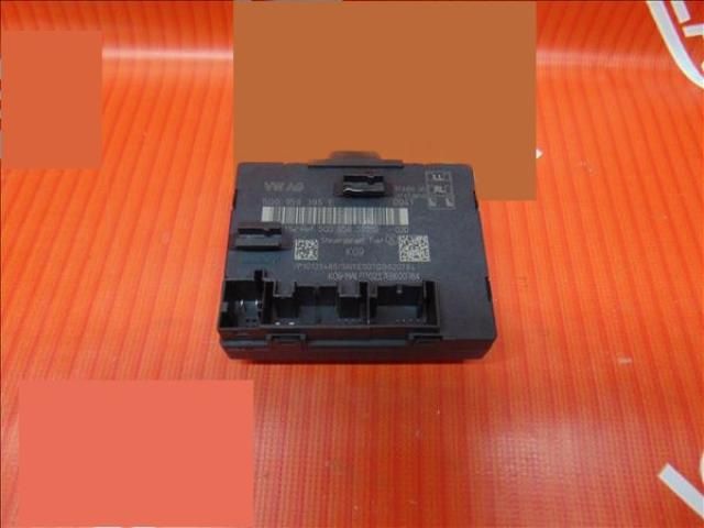 bontott AUDI A3 Jobb hátsó Ajtó Vezérlőegység