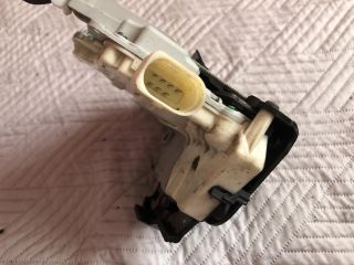 bontott AUDI A3 Jobb hátsó Ajtózár