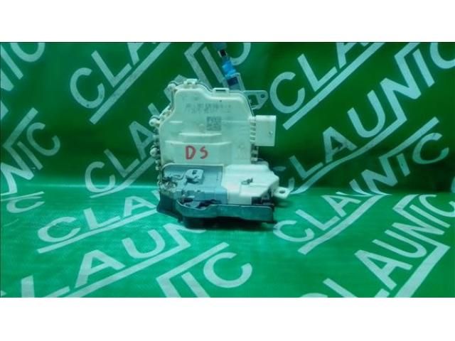 bontott AUDI A3 Jobb hátsó Ajtózár