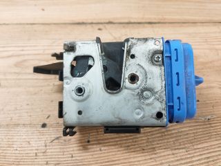 bontott AUDI A3 Jobb hátsó Ajtózár