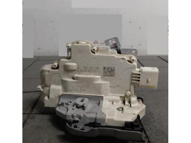 bontott AUDI A3 Jobb hátsó Ajtózár