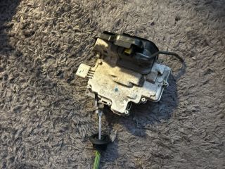 bontott AUDI A3 Jobb hátsó Ajtózár