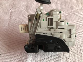 bontott AUDI A3 Jobb hátsó Ajtózár