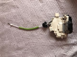 bontott AUDI A3 Jobb hátsó Ajtózár