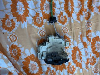 bontott AUDI A3 Jobb hátsó Ajtózár