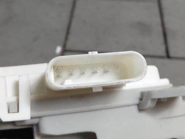 bontott AUDI A3 Jobb hátsó Ajtózár