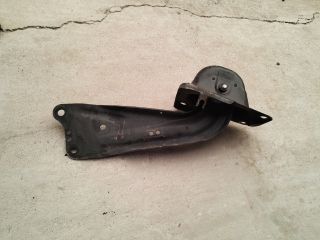 bontott AUDI A3 Jobb hátsó Alsó Hátsó Lengőkar