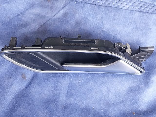 bontott AUDI A3 Jobb hátsó Belső Kilincs