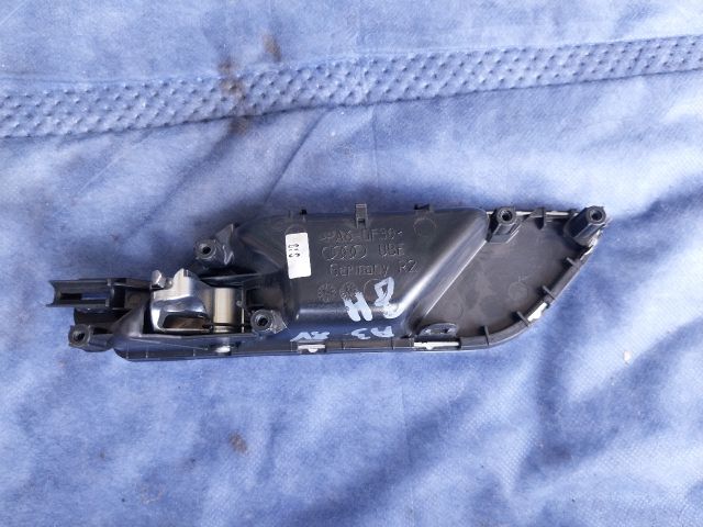 bontott AUDI A3 Jobb hátsó Belső Kilincs