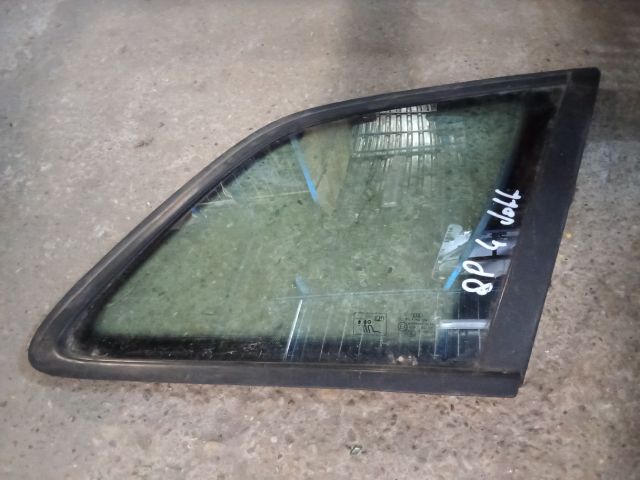 bontott AUDI A3 Jobb hátsó Fixüveg (Ajtóban)